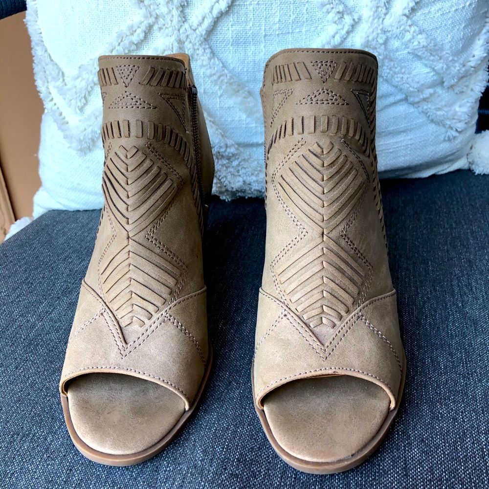 Summer Heels